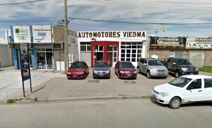 Robaron la concesionaría Automotores Viedma a mano armada, se llevaron una camioneta, dos mil pesos y tecnología