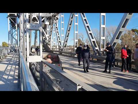 Accidente en el puente Ferrocarretero hay dos heridos