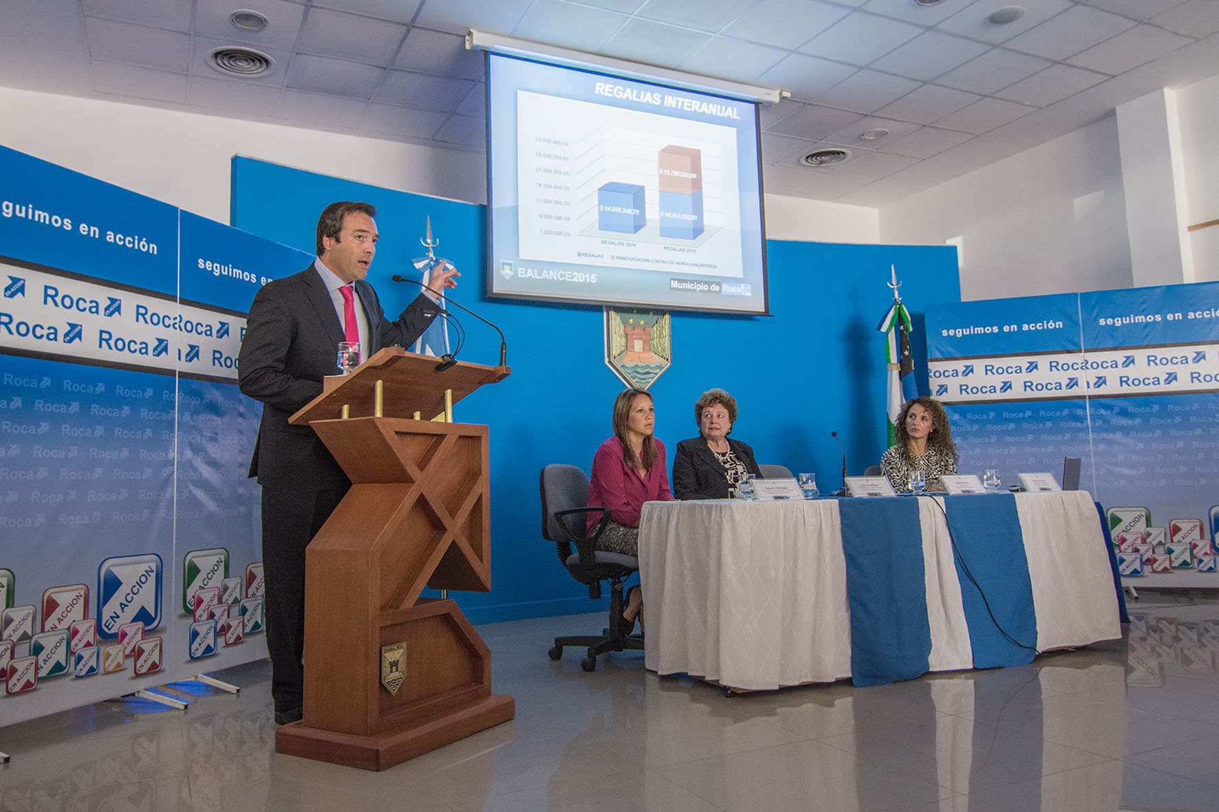 Soria presentó el balance 2015 del municipio de Roca donde dice tener un superávit