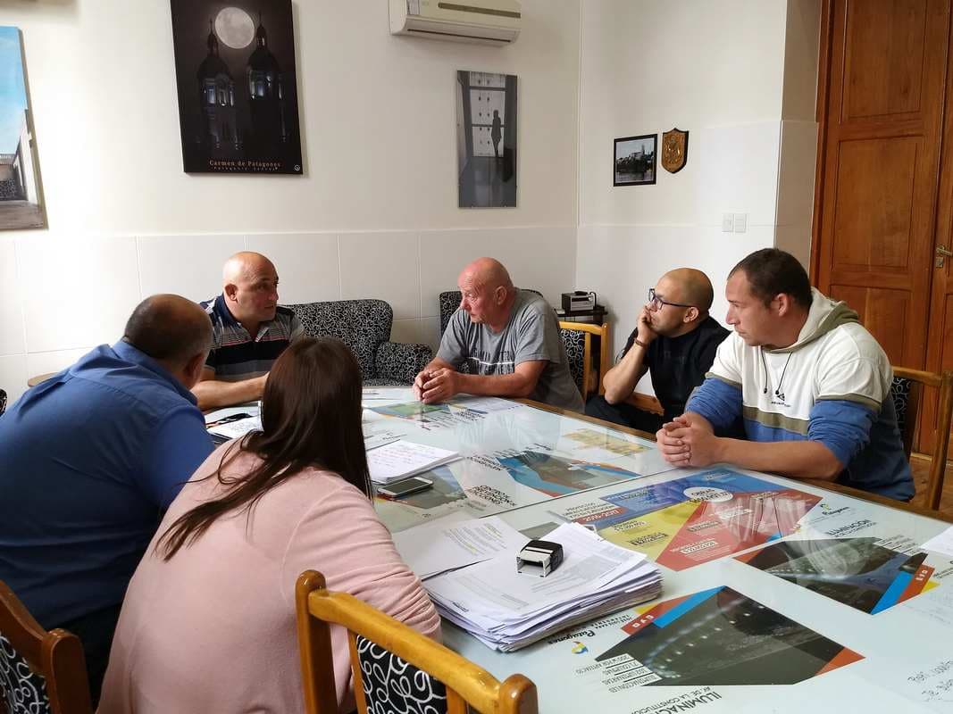 Bari se reunió con vecinos autoconvocados de la localidad balnearia Villa 7 de Marzo «La Baliza»