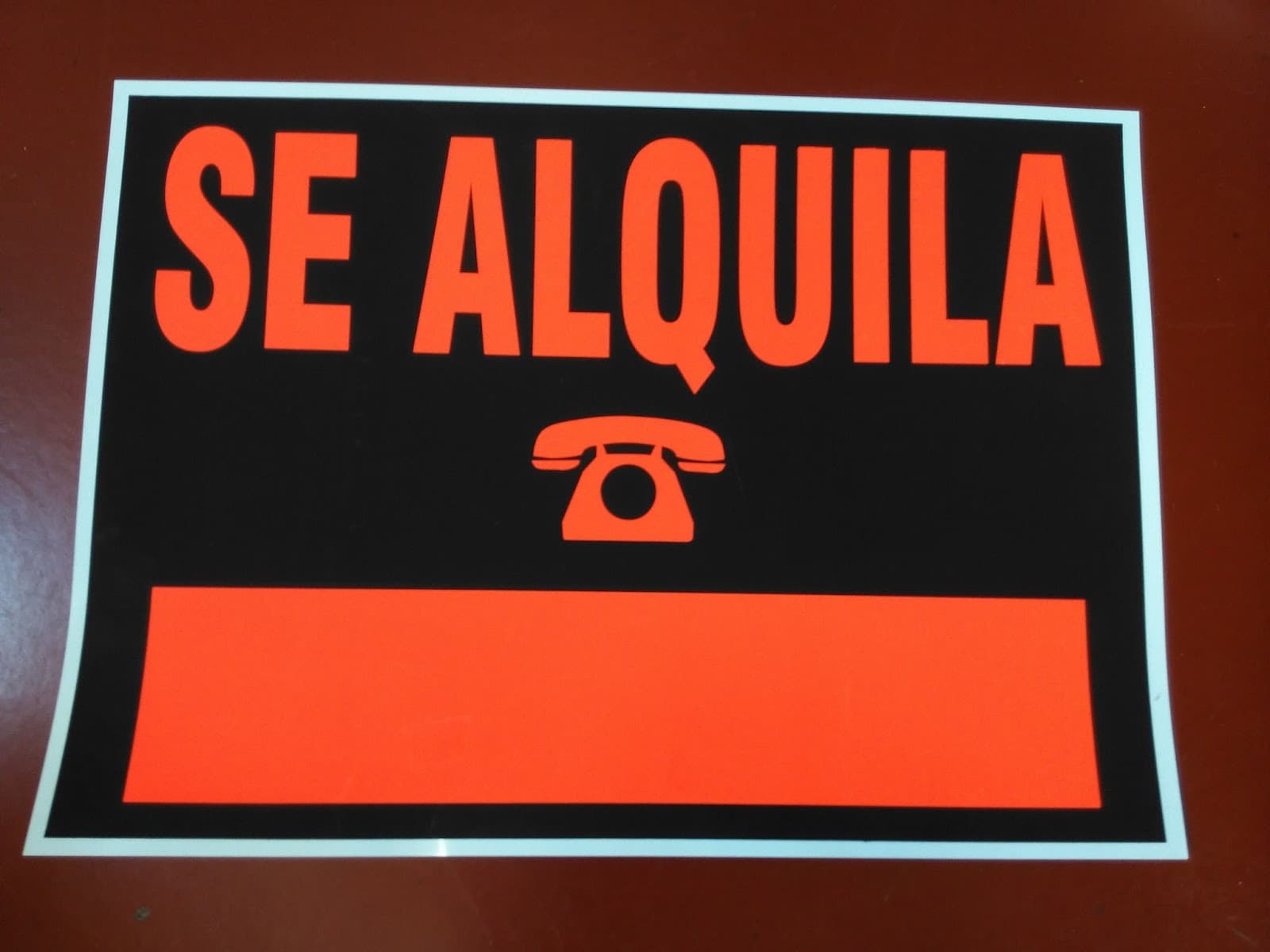 “Los inquilinos no pagarán comisión ni honorarios”