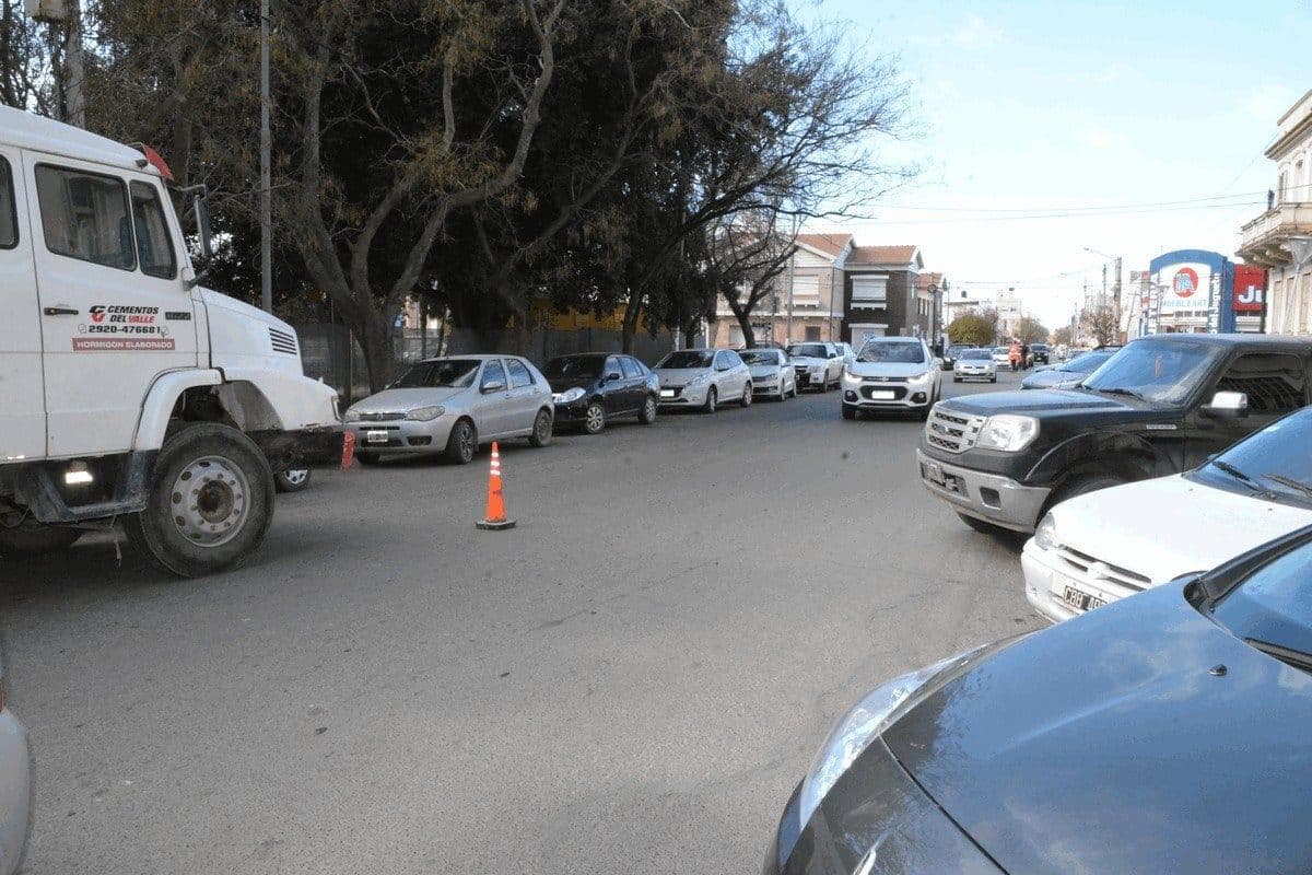Unas tres semanas estará cortada la circulación al tránsito vehicular sobre calle Irigoyen entre Alvaro Barros y Colón