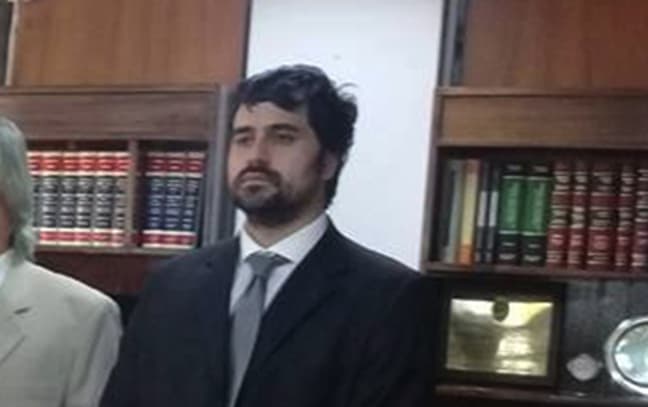 “Es muy difícil querer sentar en el banquillo a una persona que tiene cierto poder”