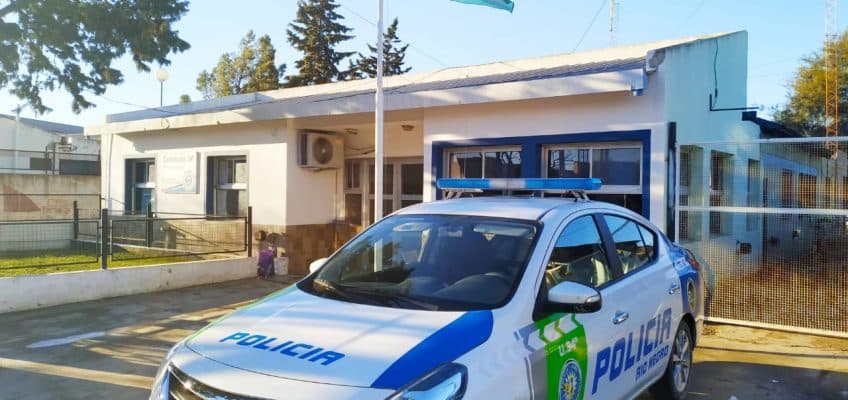 Motochorro fue detenido por la policía minutos después de robar un celular