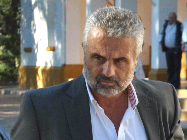 En el municipio, «hay persecución ideológica y es lamentable» y «tienen 20 funcionarios más que nosotros»