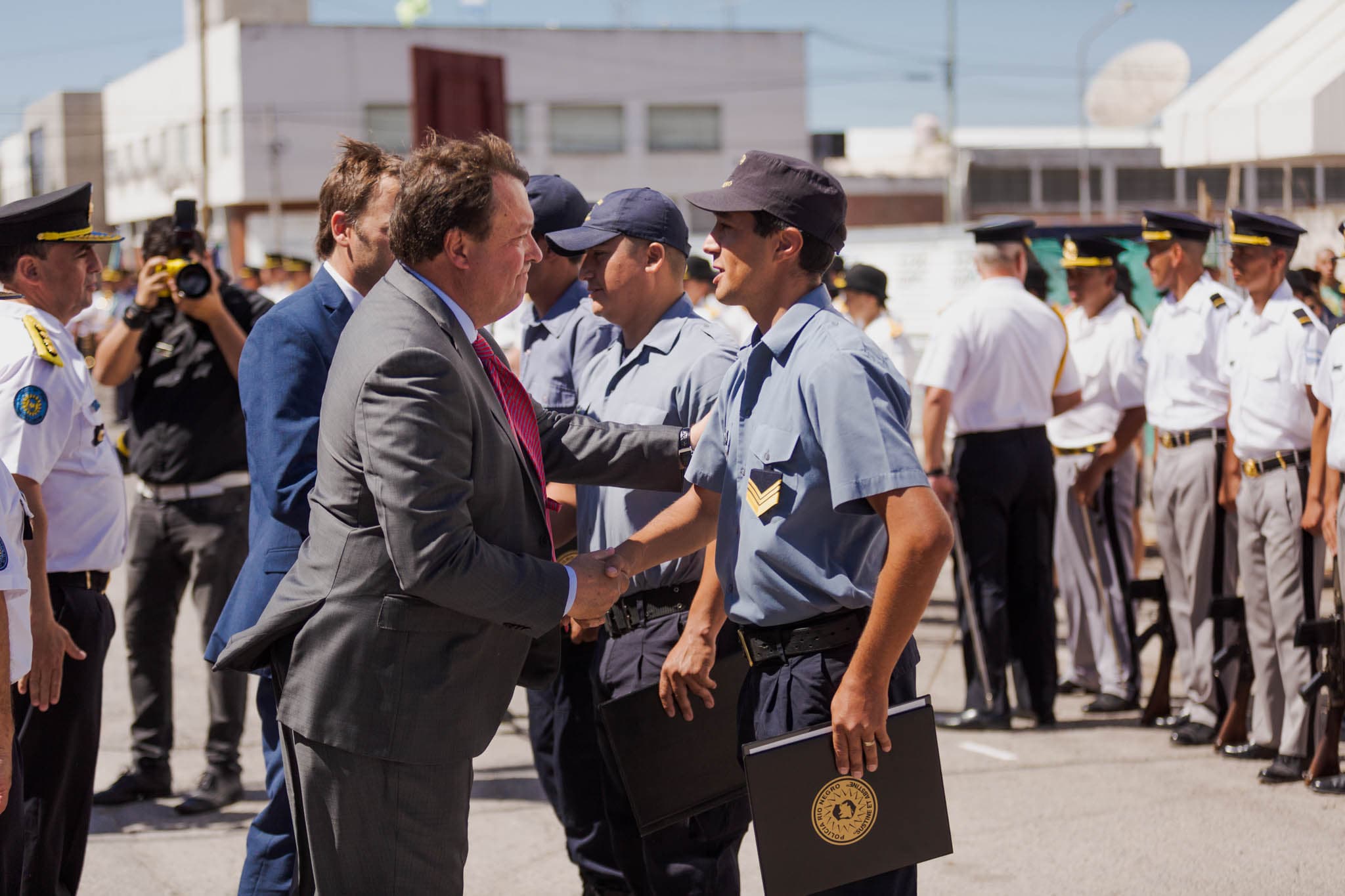 Weretilneck presidió el Día de la Policía