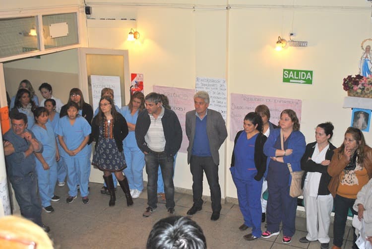 Los trabajadores del hospital de Patagones reclamaron a Zara un aumento salarial