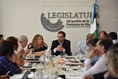 Domingo presentó en comisiones el presupuesto 2018