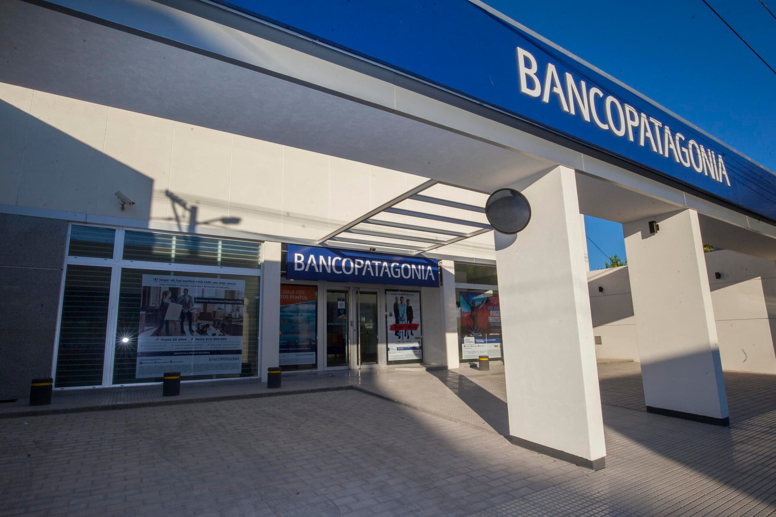 Nueva sanción judicial contra el Banco Patagonia por el cobro del seguro Sura