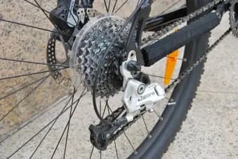 El municipio de Viedma deberá indemnizar a un ciclista que se accidentado en un bache sin señalización