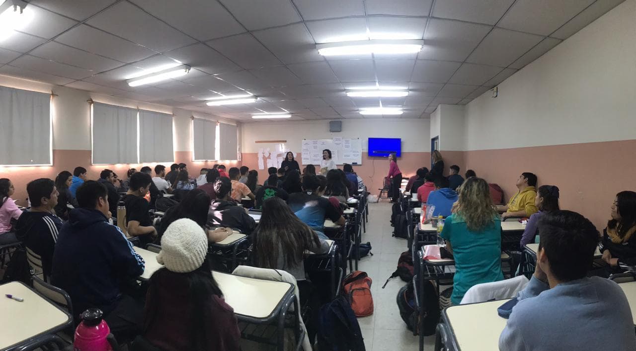 La identidad de género y la diversidad sexual fue tema de diálogo en el Instituto de Educación Física