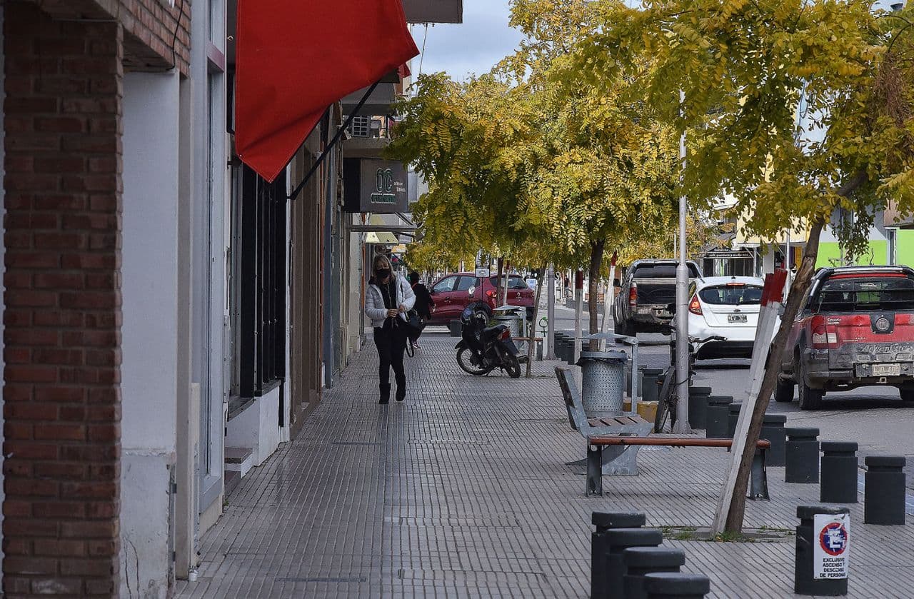 Todos los comercios podrán abrir hasta las 20:30 en Viedma
