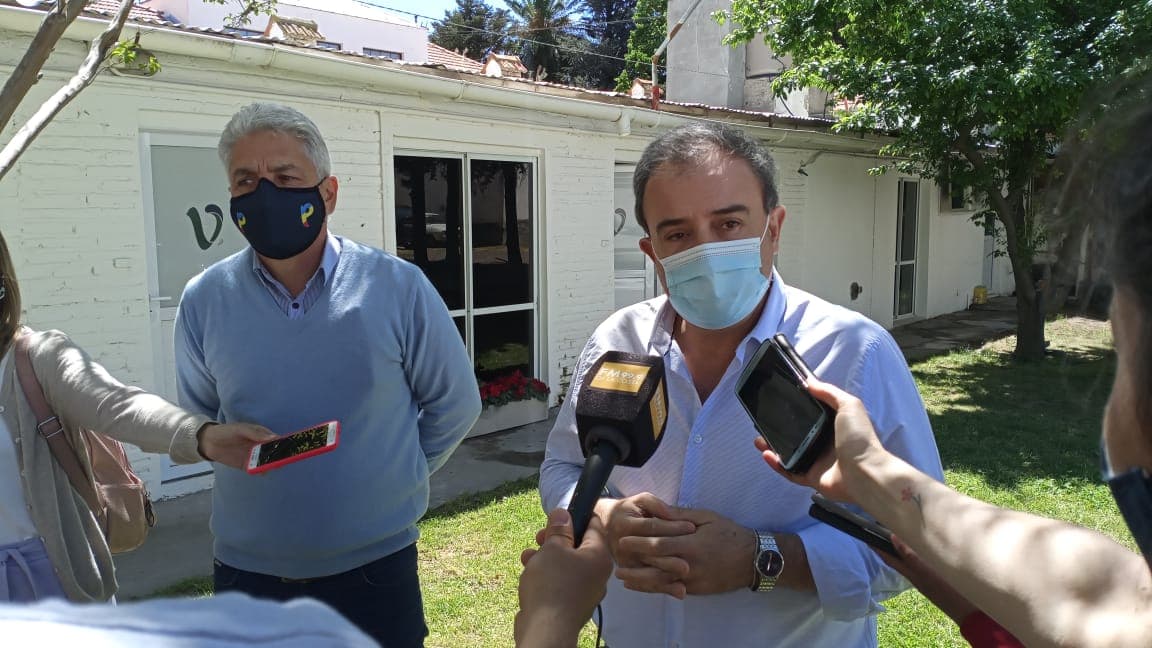 No se permitirá la circulación de personas en la Comarca de 23:00 a 07:00