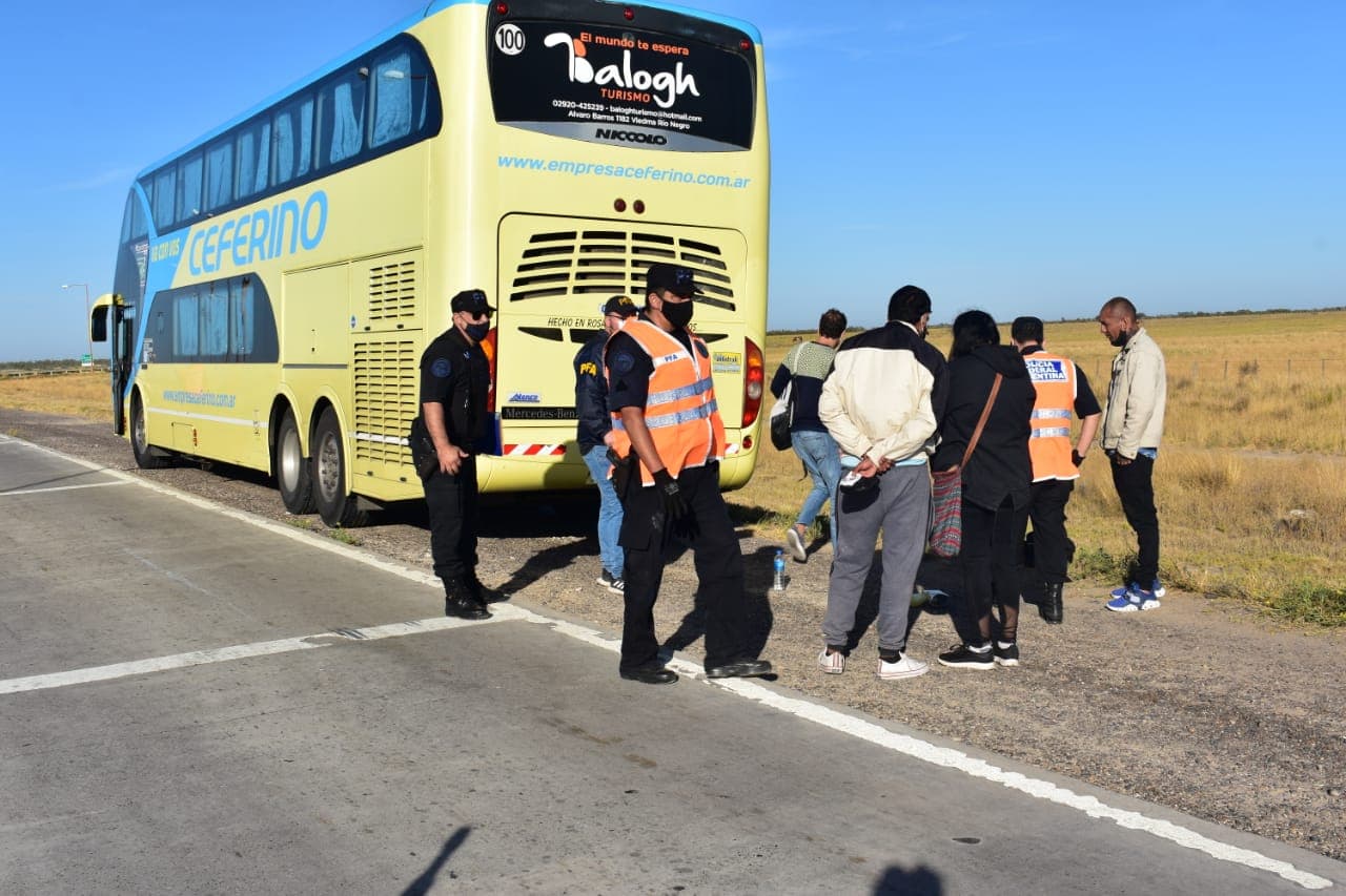 Un pasajero detenido en un colectivo de Ceferino por llevar cocaína