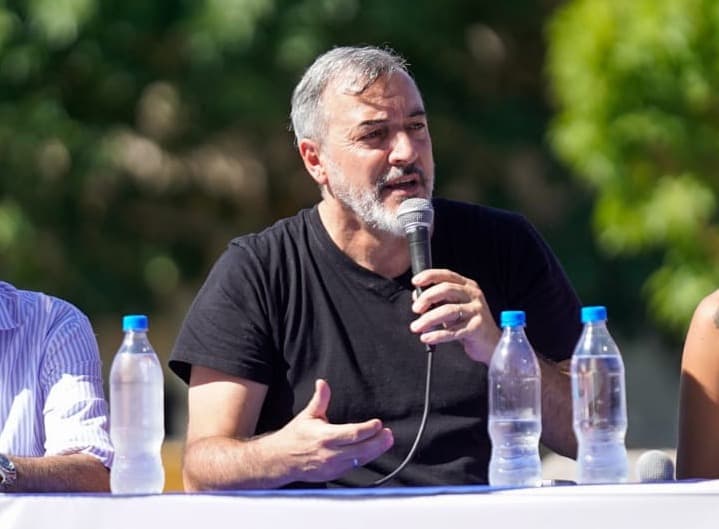 «El 6,6% de inflación en febrero es un sablazo al bolsillo que pone en riesgo las paritarias en provincias y municipios»