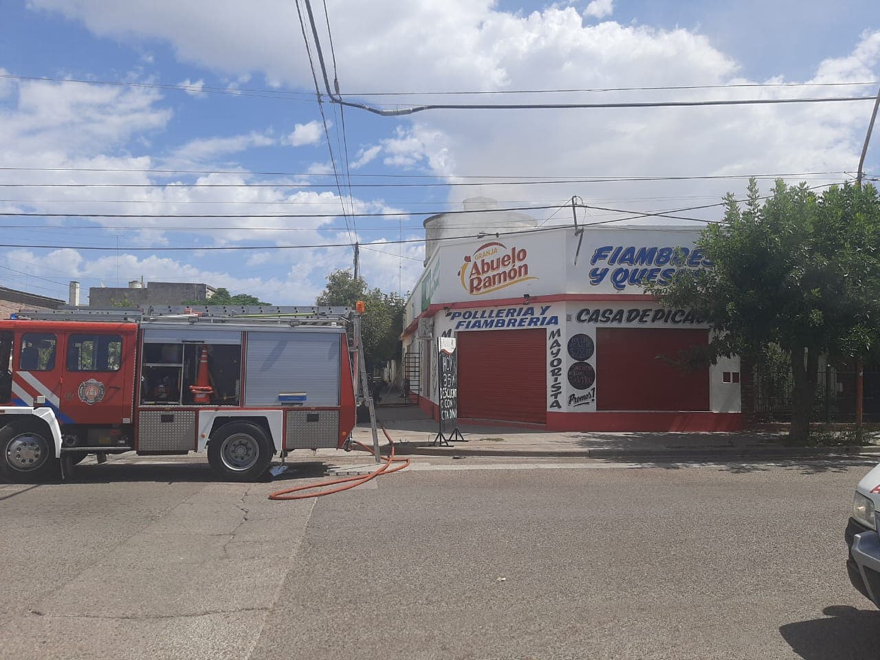 Un incendio provocó serios daños en una pollería en Patagones