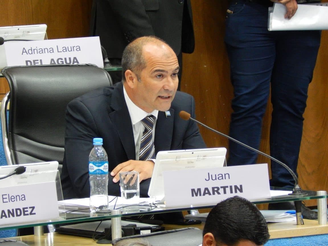 «Crearon un ministerio de Seguridad como si con eso se fuese a solucionar algo y la verdad es que empeoró todo»