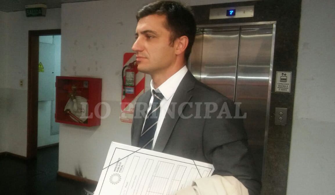 Apartan a tres operadores del SENAF investigados por robar con menores que estaban a su cargo