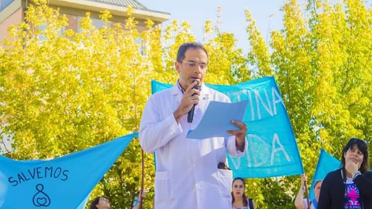 Realizarán una marcha en Viedma a favor del médico condenado por no practicar un aborto