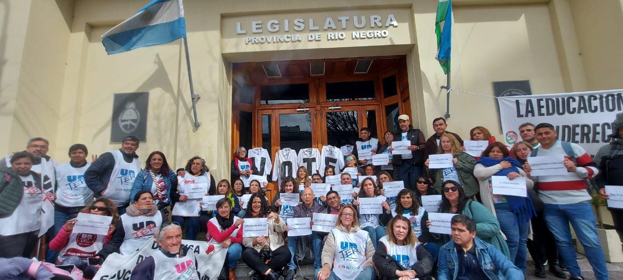 UnTER realizará un paro este jueves con marcha en Viedma cuando sesione la Legislatura