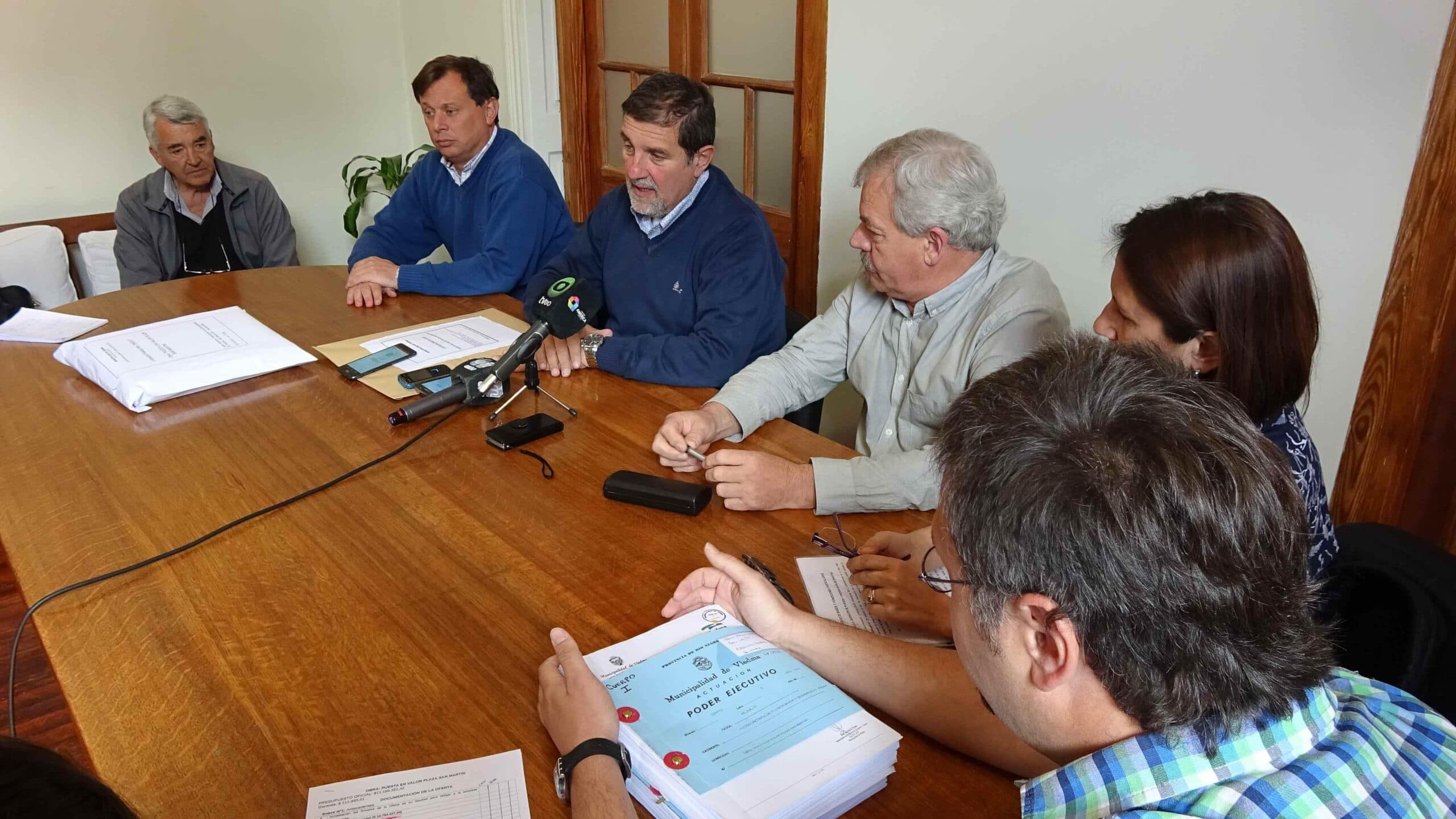 Se presentaron tres ofertas en la licitación para la refacción de las plazas San Martín y Alsina