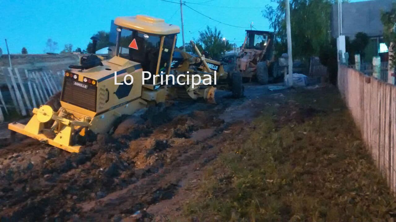 El mal estado de las calles en los barrios complicó el trabajo de mejoras que lleva adelante el municipio
