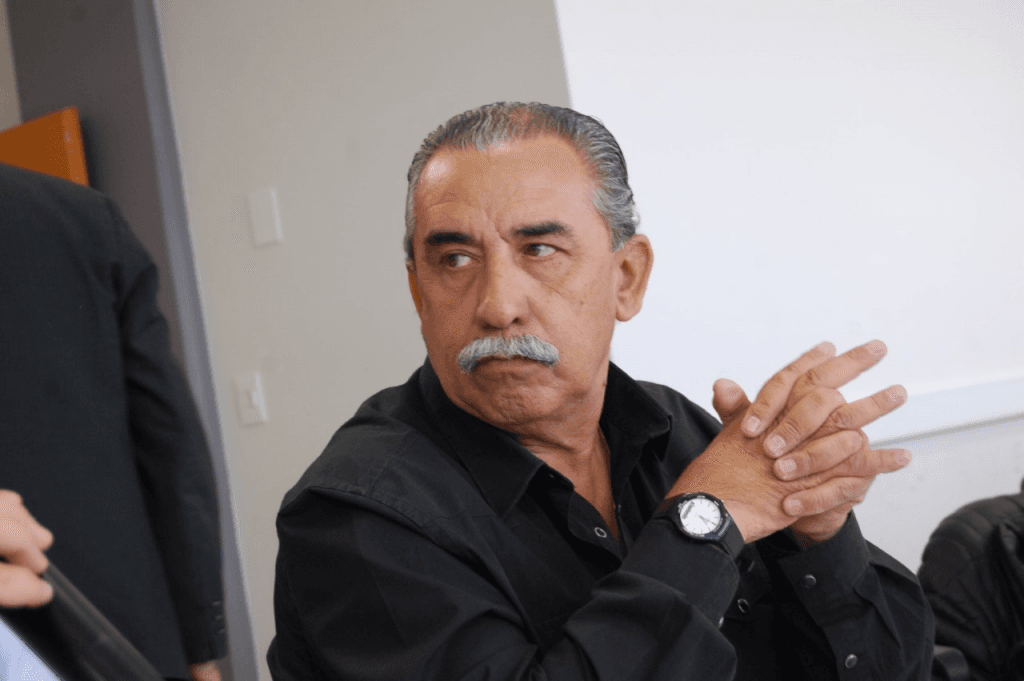 “Pesatti satura con su discurso, no se puede estar en ambos lados del mostrador”