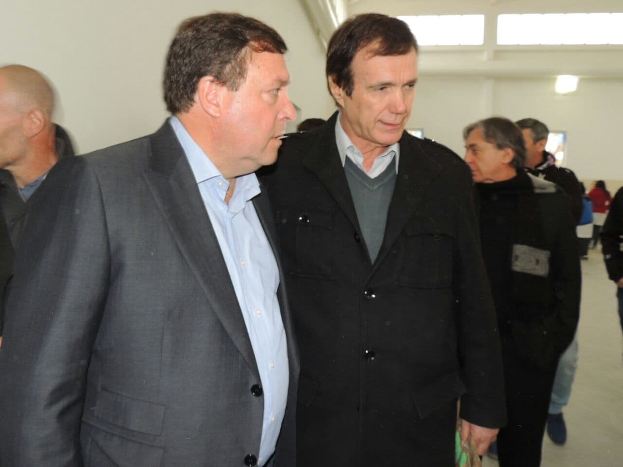 «La polarización hace olvidar los problemas del interior»