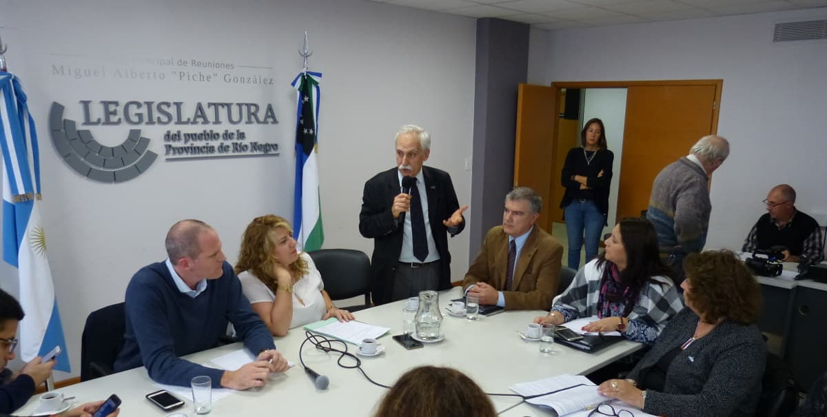 El INVAP pidió elevar sus garantías internacionales y tienen el acompañamiento de los legisladores oficialistas