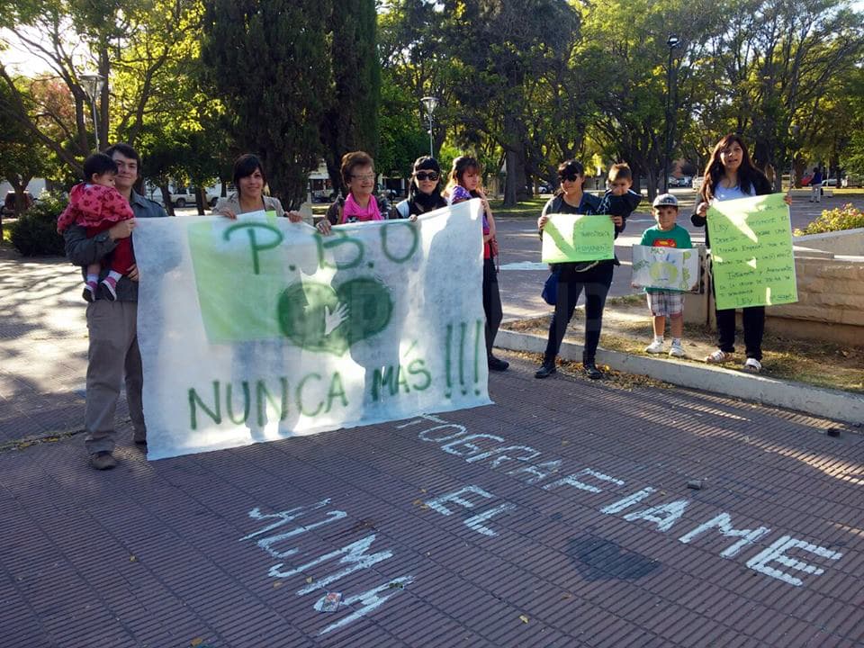 Familias marchan para que los recién nacidos no sufran la enfermedad P.B.O «nunca más»