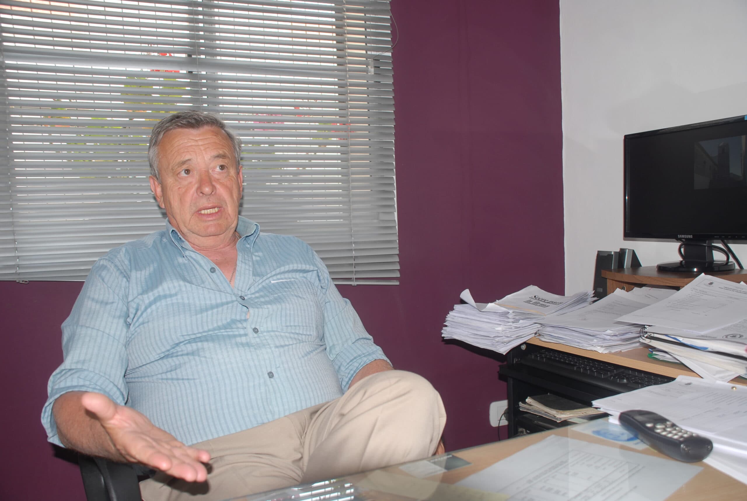 “Dicen que no pueden trabajar por la herencia, pero tienen 60 funcionarios”