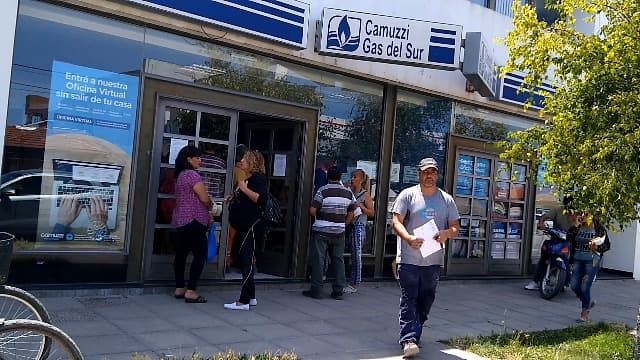 Piden que se garantice la atención al público de forma presencial en las oficinas de la empresa Camuzzi