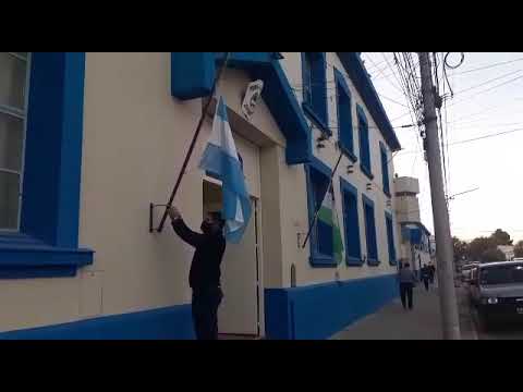 Banderas a media asta en la Jefatura por la muerte de Mandagaray