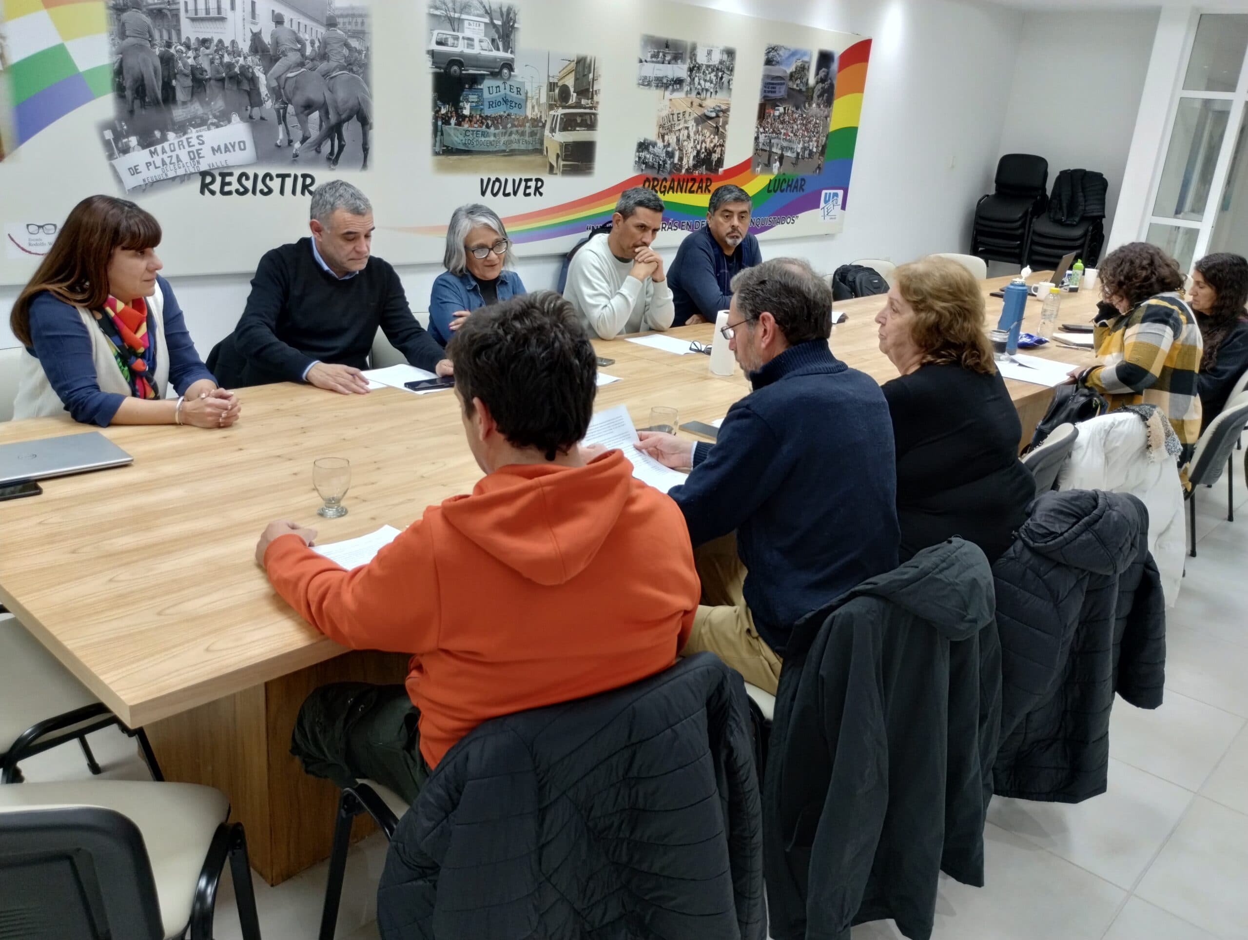 Con el fin de erradicar la violencia contra los docentes en las escuelas UnTER presentó un anteproyecto de ley