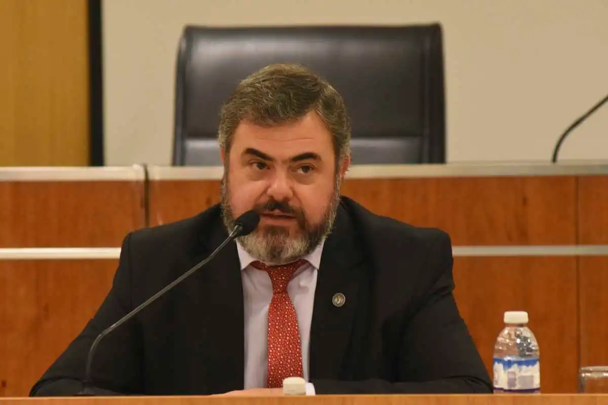 Suspenden provisoriamente del cargo a un funcionario judicial el Consejo de la Magistratura