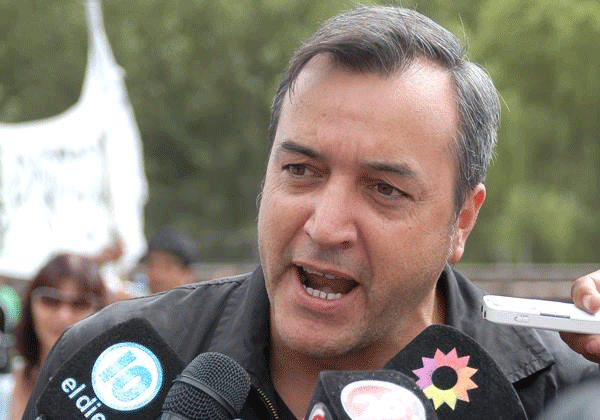 «Los acusados de violación, corrupción estatal o narcotraficantes están libres y a nosotros nos quieren presos»