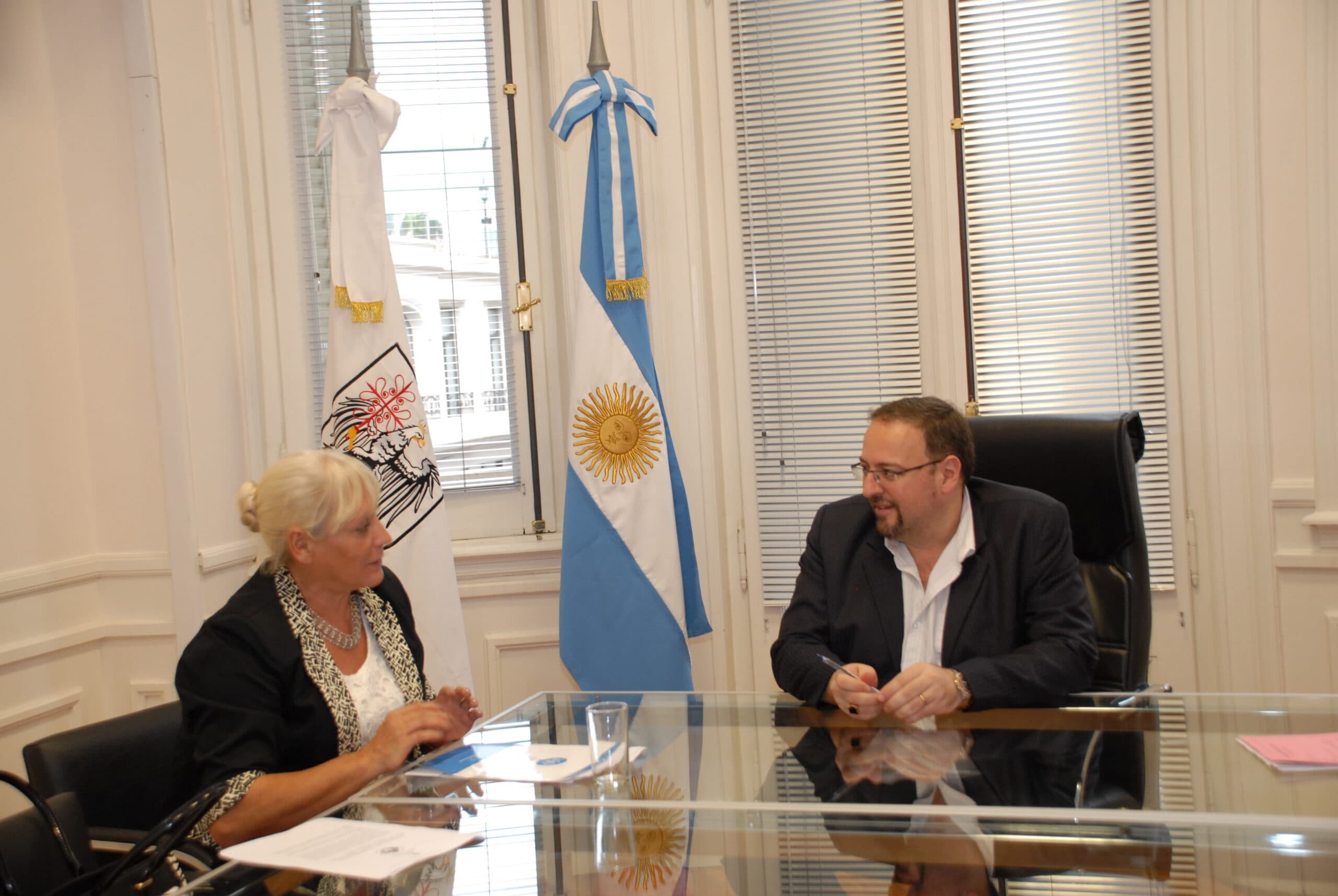 Contra las diversas formas de discriminación, Baquero Lazcano se reunió con el titular del INADI