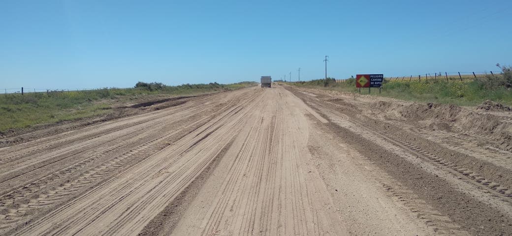 En San Blas, Zara supervisó el mantenimiento del camino y se reunió con vecinos e instituciones