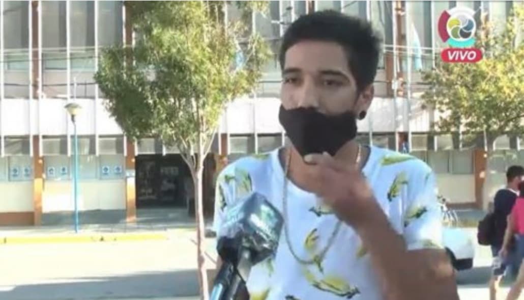 Multa de $55.000 para un joven por estar en un encuentro de rap en una plaza en Roca