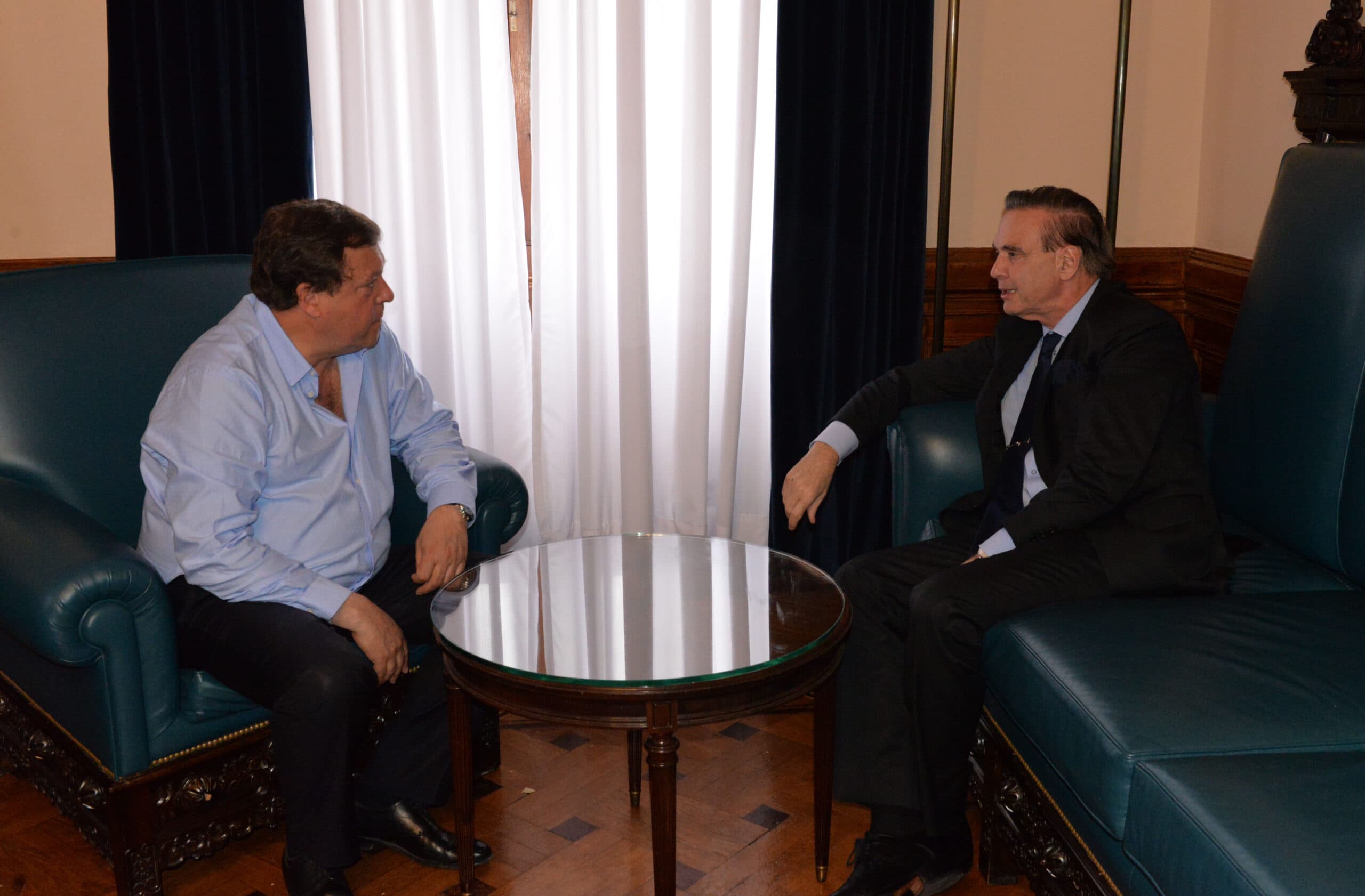 Reunión de Weretilneck y Pichetto en el Senado