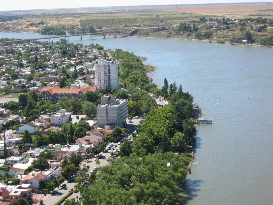 Vecinos de la costanera denuncian ruidos molestos y se quejaron con el Intendente