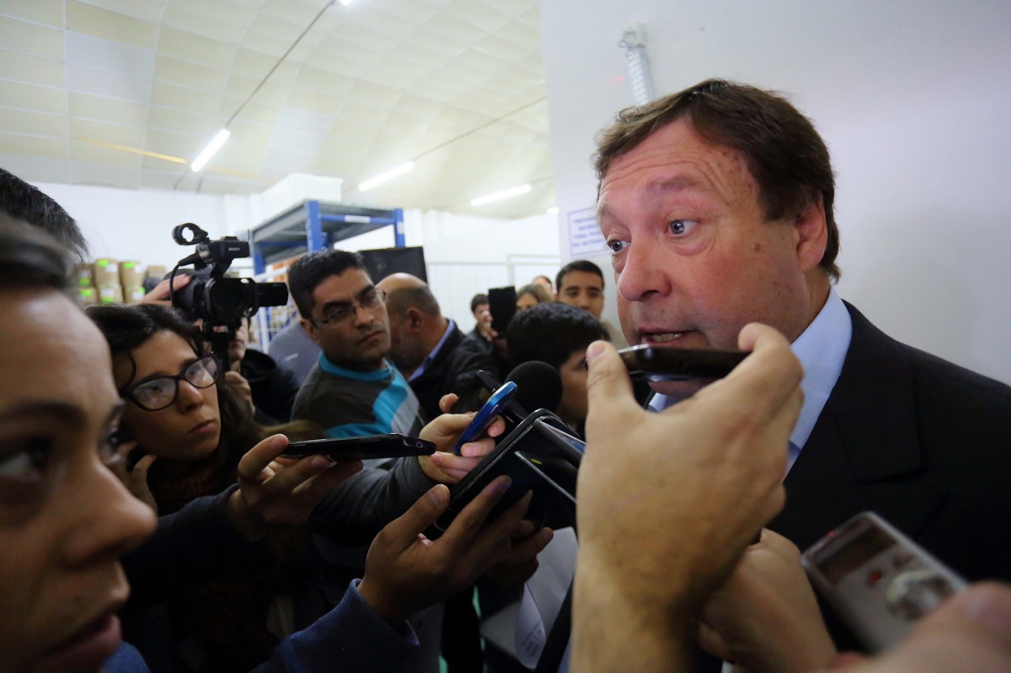 “Me parece bien que se le consulte a la gente, pero no nos vamos de desdecir de lo que propusimos”