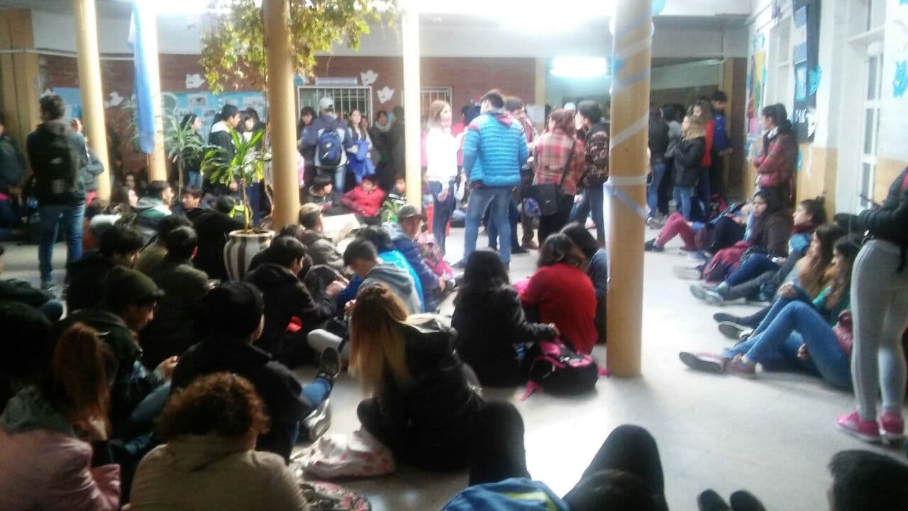 El 28 de noviembre deben estar culminadas todas las obras en las escuelas secundarias N° 4 y N° 80