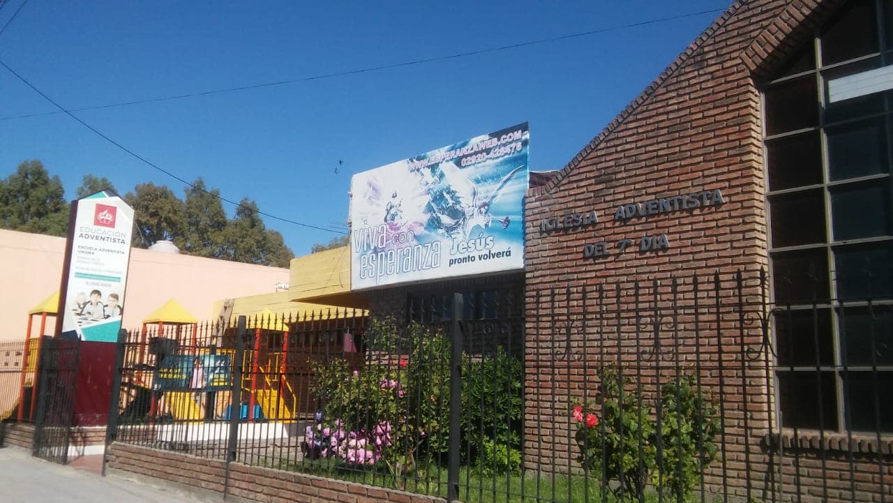Docente de la escuela Adventista tiene cuatro denuncias de abuso, las victimas menores de 9 años