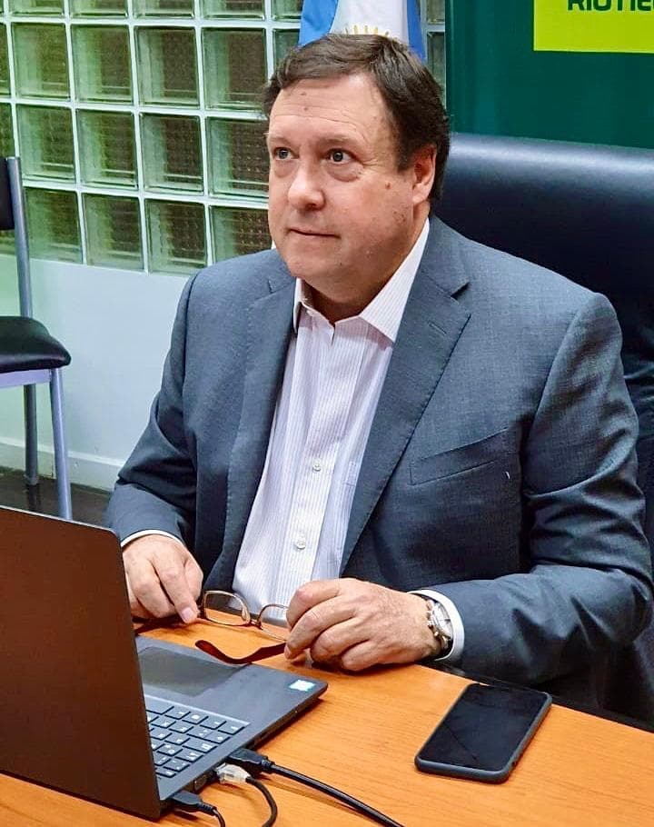 Weretilneck, votó la aprobación del proyecto de ley de reestructuración de la deuda argentina y rechazó el Teletrabajo