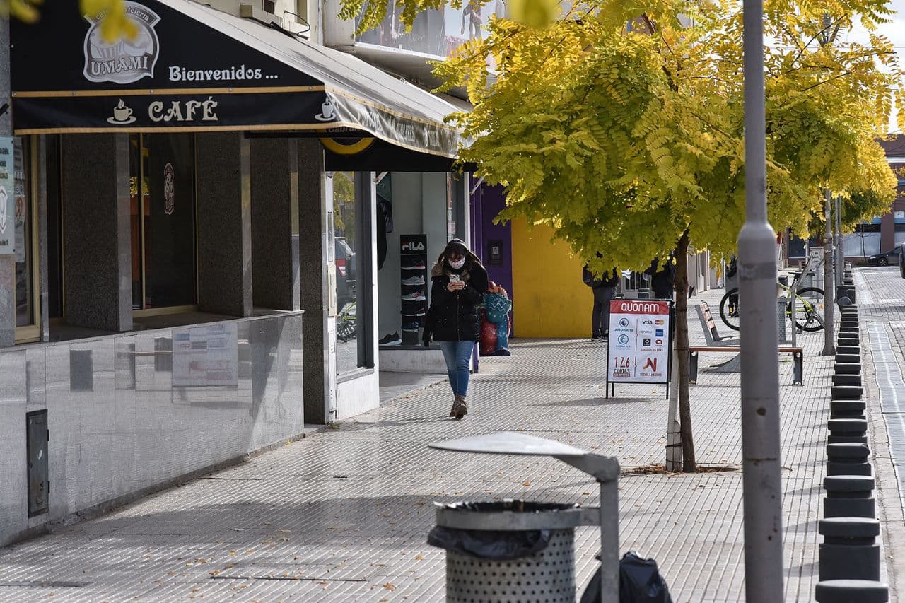 Los comercios pueden trabajar hasta las 22 en Viedma
