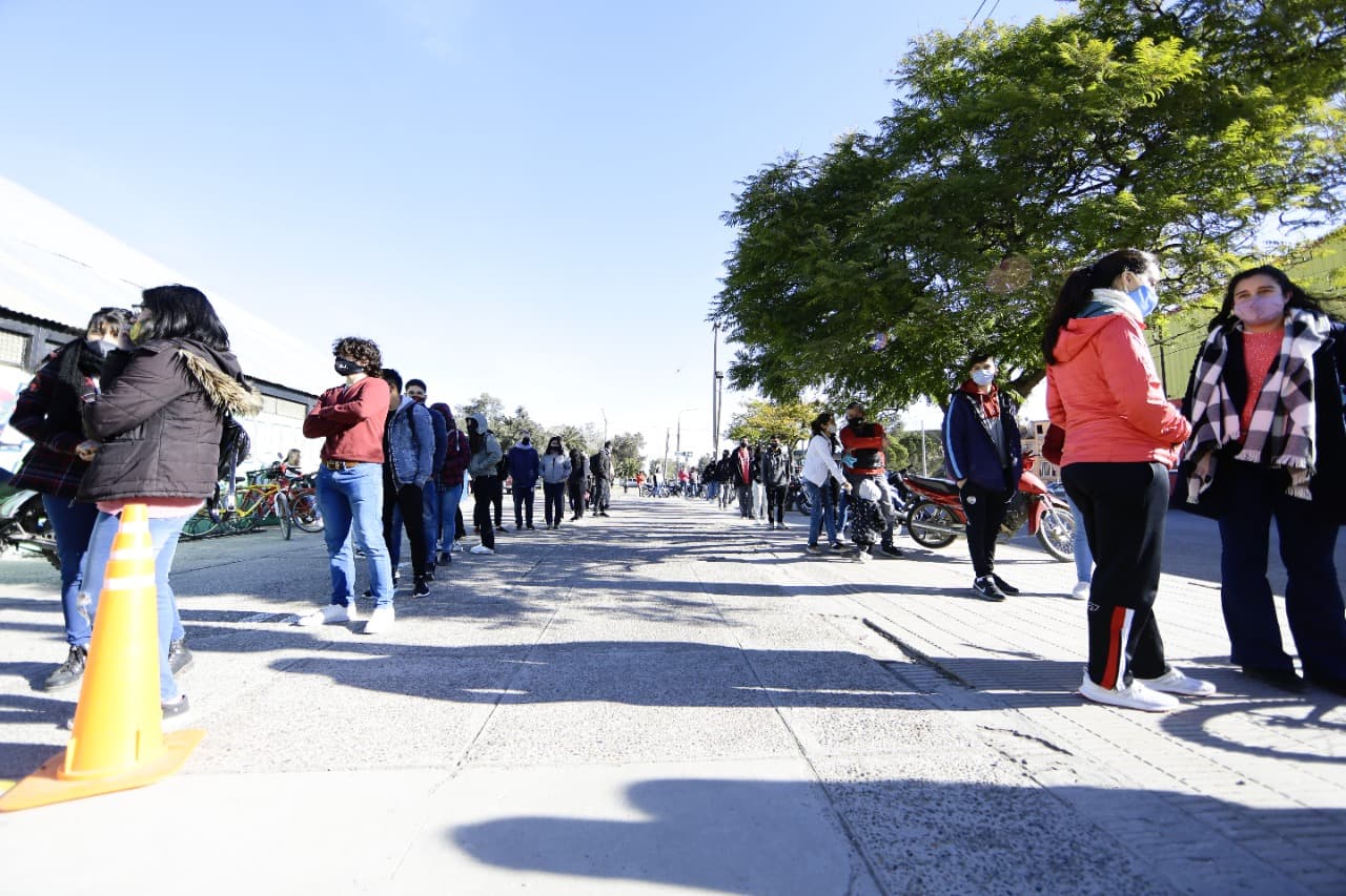 Avanza, con la apertura a los más jóvenes la vacunación contra el Covid en Viedma