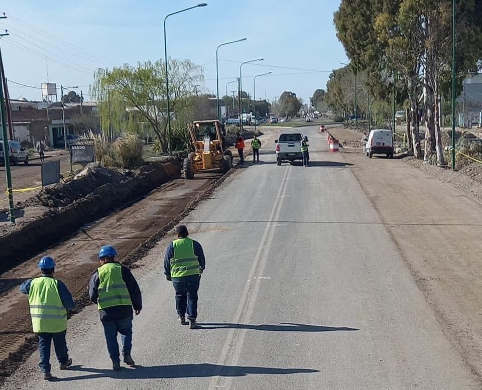 Habilitaron el paso del tránsito en la avenida Perón entre las rotondas Castro e Islas Malvinas