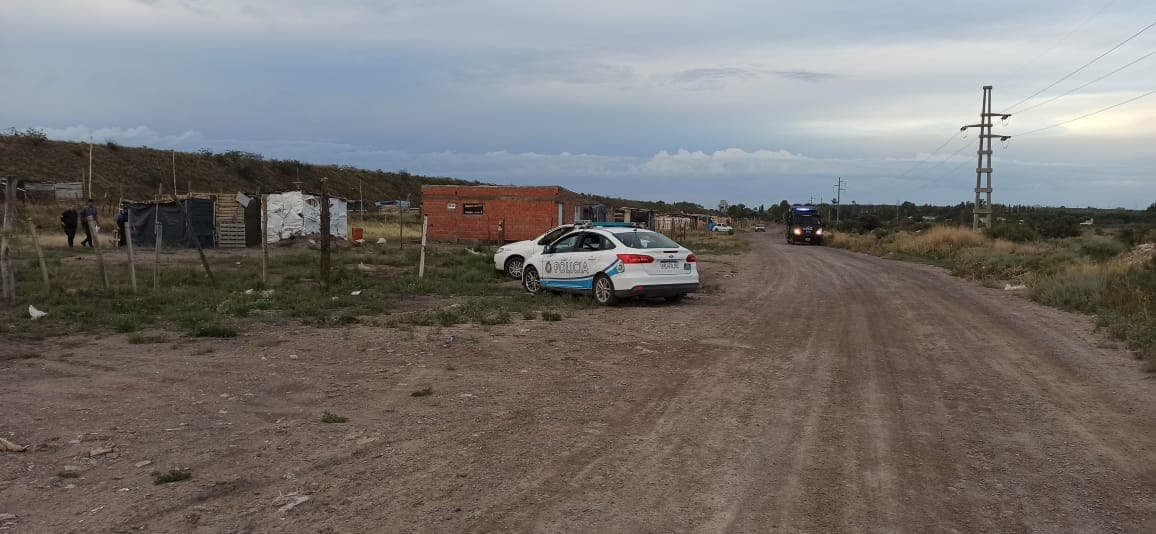Madrugada violenta en Viedma apuñalaron a otra persona y es la tercera de la semana