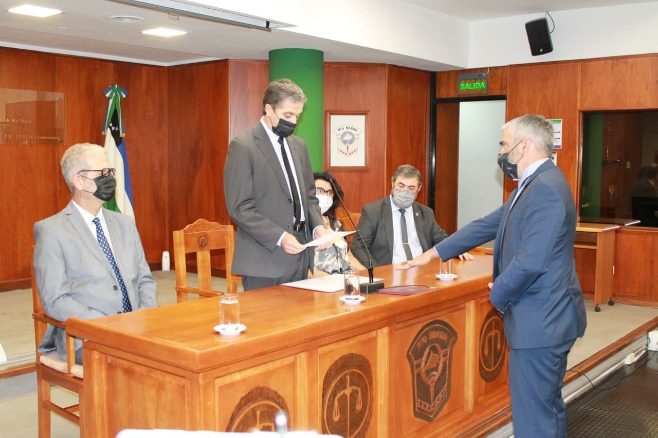 Juró Julián Fernández Eguia como juez contencioso administrativo de la Primera Circunscripción
